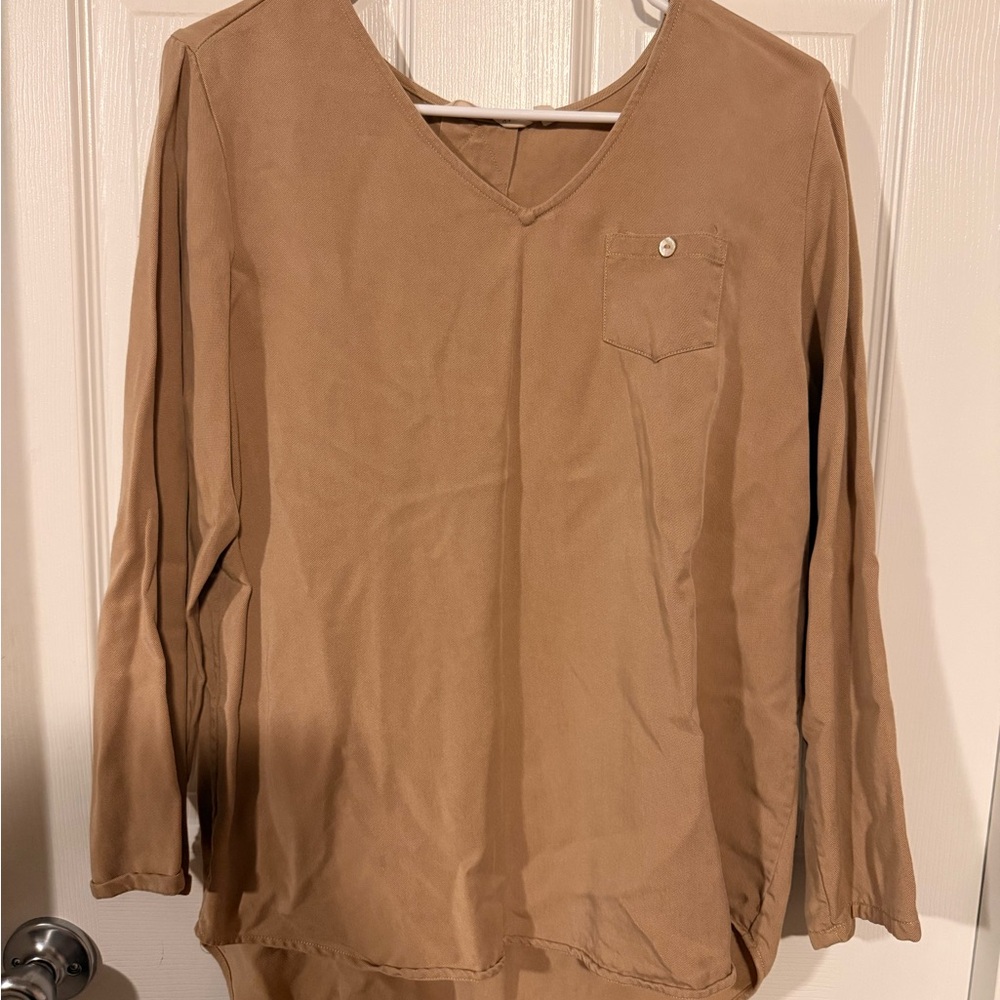Women’s Tan V-Neck Shirt